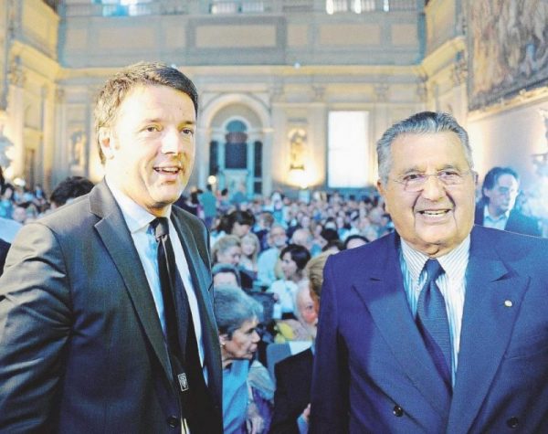 Copertina di Decreto Popolari, De Benedetti: “Compra, ho parlato con Renzi”