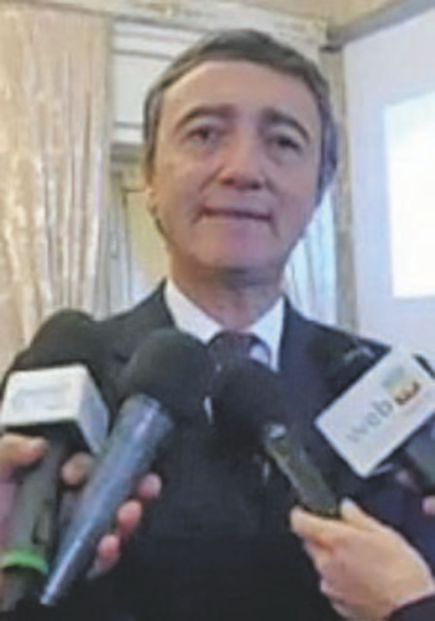 Comune di Napoli: “Quei treni entrano nella galleria nuova”