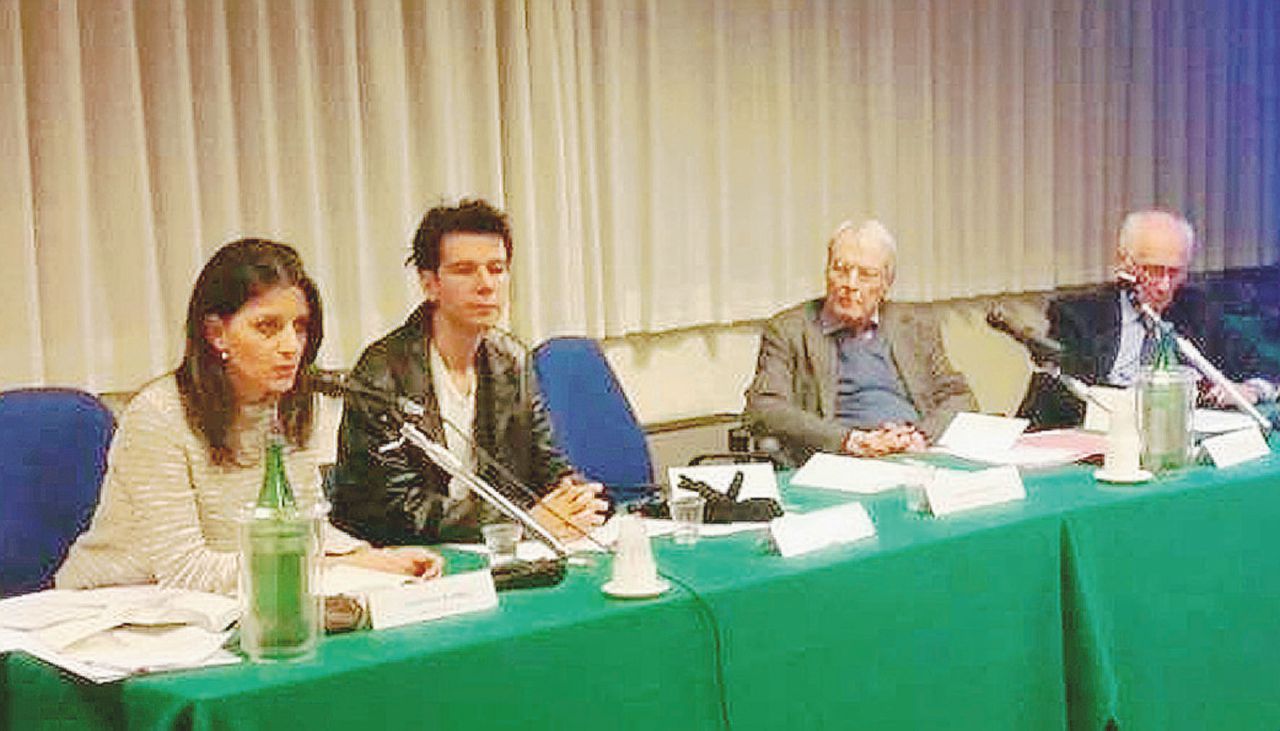 “Sexy corsi, via Bellomo”. Solo un no alla cacciata