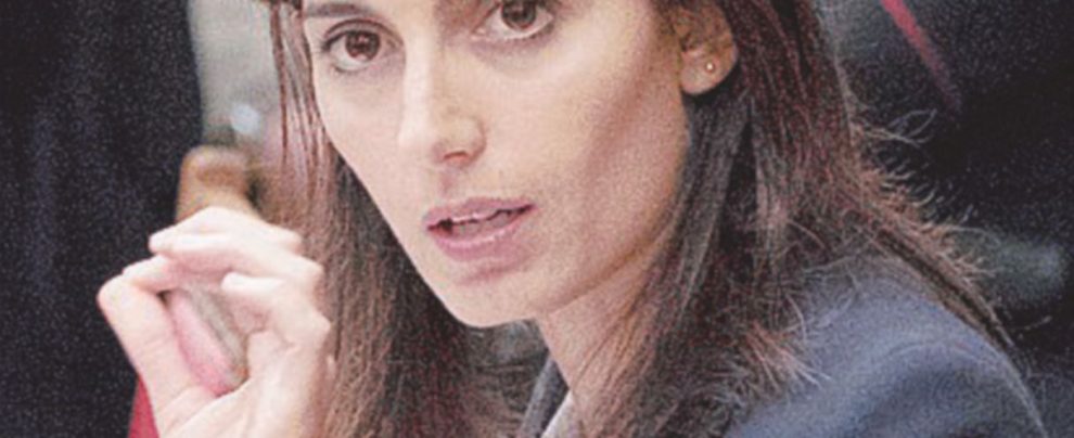 Il sindaco Virginia Raggi - Ansa Rifiuti e trasporti: i nodi di Virginia