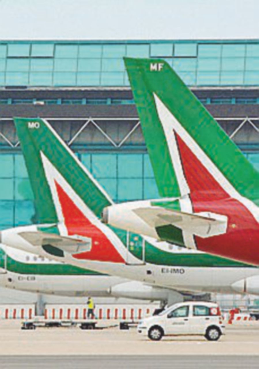 Alitalia, Air France in corsa. Faro dell’Ue sul prestito ponte