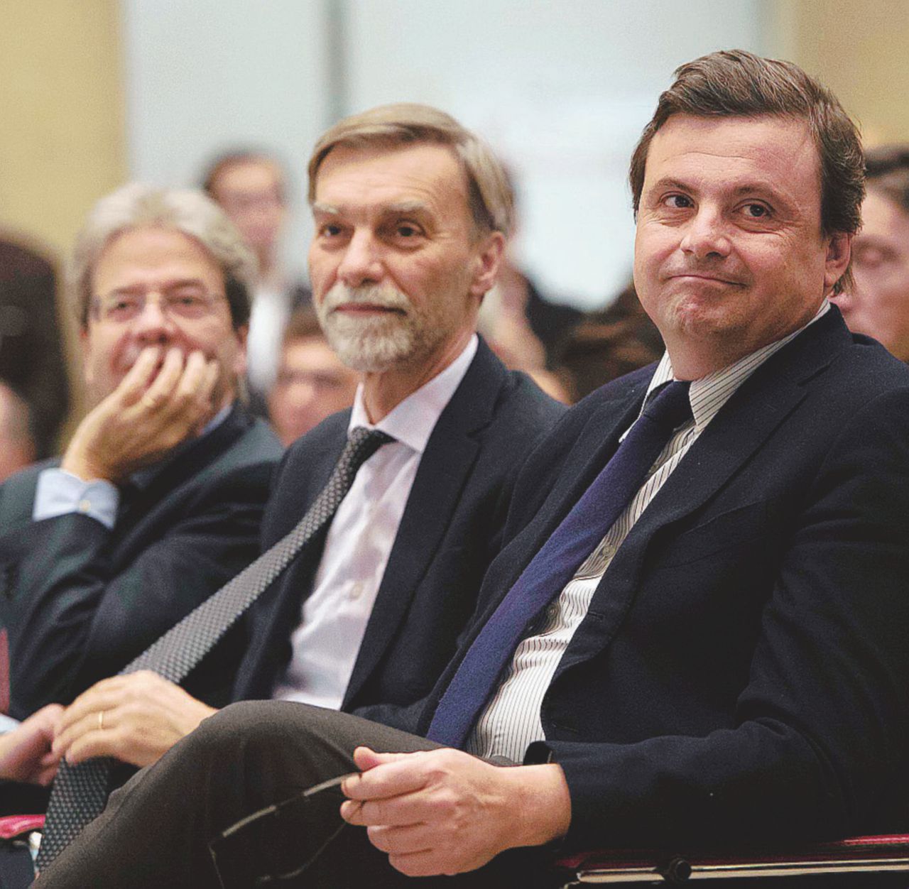 Gentiloni inizia la campagna contro Raggi (con Calenda)