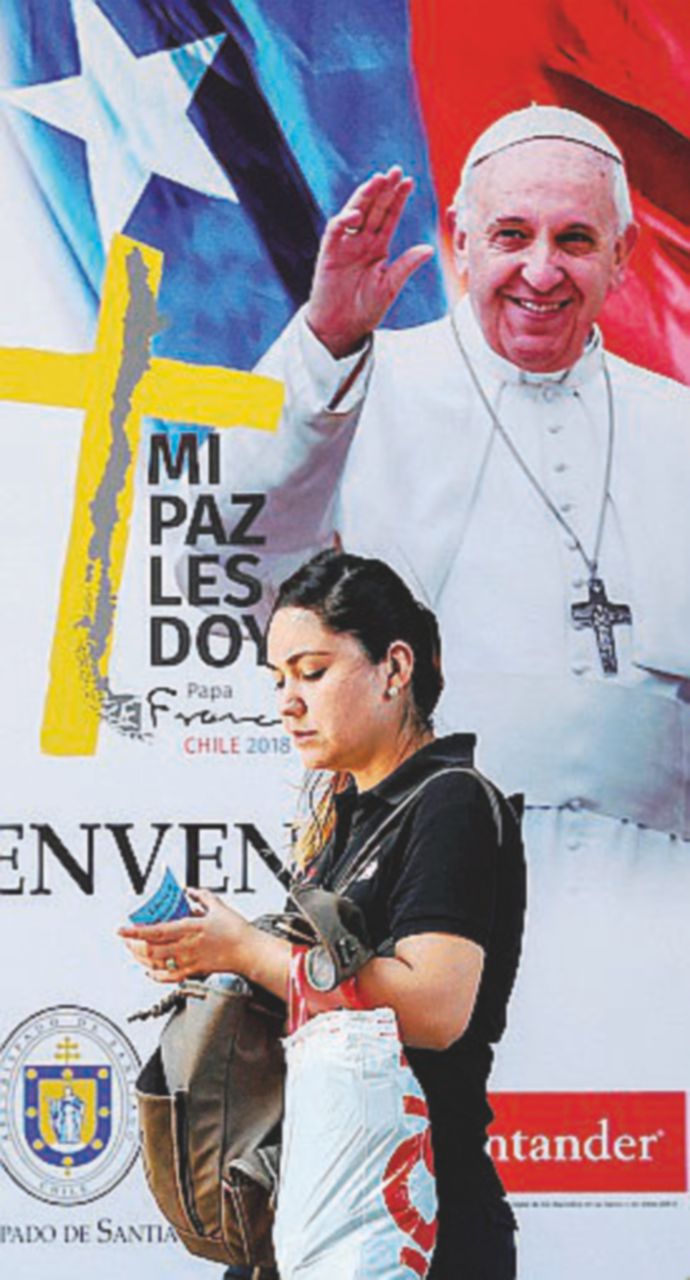 Gli indigeni Mapuche e il pontefice in Cile: le chiese nel mirino