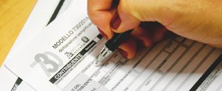 Copertina di Allarme della Cgil: raffica di errori nelle certificazioni uniche. I lavoratori rischiano di perdere bonus e detrazioni