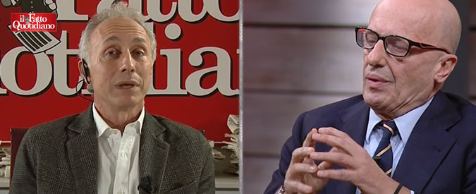 Copertina di Elezioni, Sallusti vs Travaglio: “Fontana razzista? Allora aboliamo Costituzione”. “Ha detto frase da Ku Klux Klan”