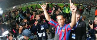 Copertina di Ronaldinho dice basta: con lui il calcio ha riscoperto che si può vincere col sorriso e la fantasia