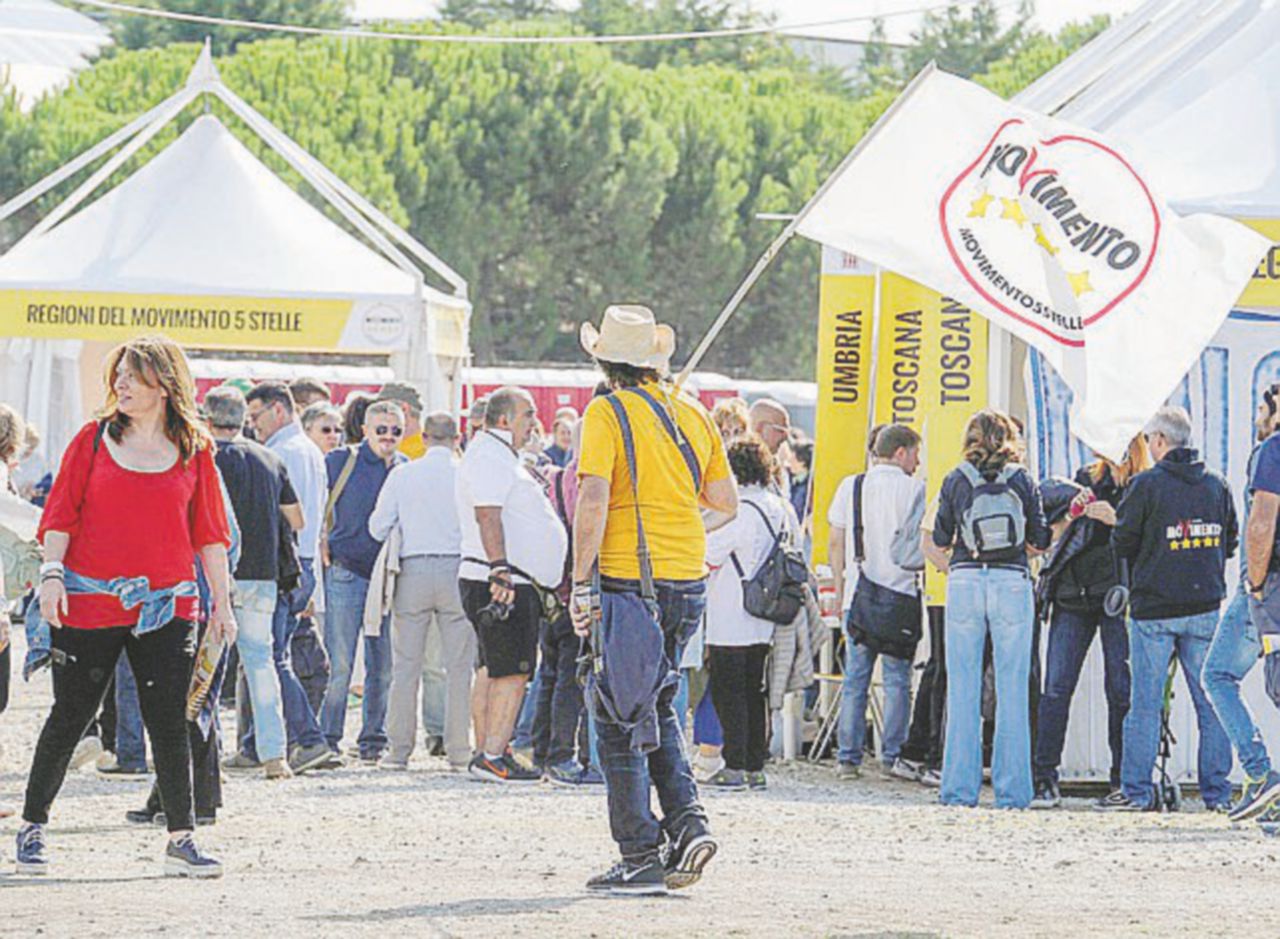 Villaggio Rousseau - Nel weekend, la tre giorni di formazione a Pescara: si sono iscritti circa 1400 partecipanti per ognuna delle giornate di lavori - Ansa Anche il Movimento ha le sue “Frattocchie”