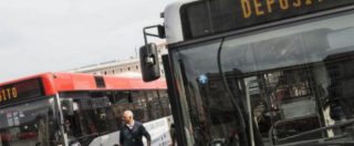 Copertina di Roma, “attore di fiction sale sul bus e picchia il controllore”