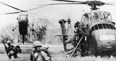 Copertina di “Pentagon Papers”: le balle di Johnson & C. svelate da un marine