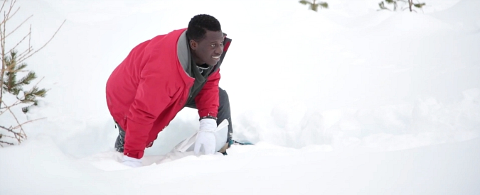 Copertina di Migranti inarrestabili, il blocco a Ventimiglia li spinge nella neve. Video-reportage: con scarpe di tela oltre le Alpi a 1800 metri