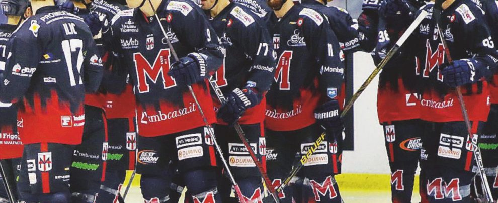 Hockey, pizzo e neonazisti: “Lavoro da mafia normale” Hockey, pizzo e neonazisti: “Lavoro da mafia normale”
