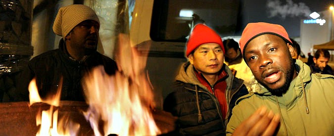 Copertina di Castelfrigo, il distretto delle carni: finte coop, stranieri “sotto ricatto”. E l’imprenditore dice: “Scegliete il sindacato giusto” – REPORTAGE