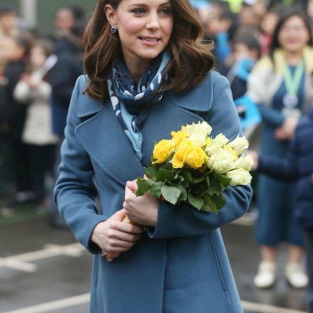Kate Middleton, Camilla non la voleva a corte: “Discende da minatori e sua madre era un’assistente di volo”