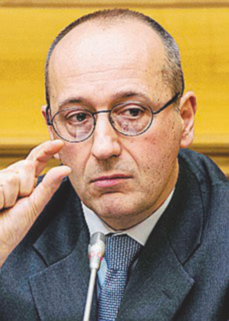 E il segretario candida gli anti-euro. Bagnai e Borghi