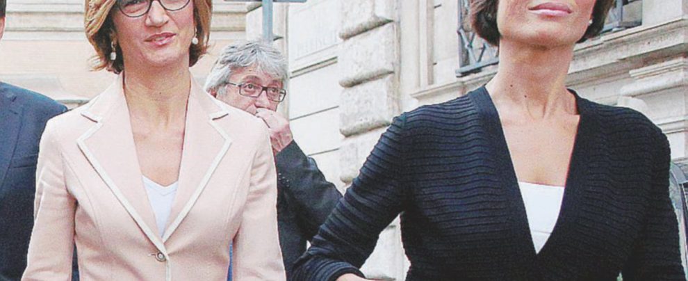 In lista - Mariastella Gelmini, a sinistra, e Mara Carfagna, a destra, candidate con Forza Italia - Ansa Quote rosa, ma per finta: le segreterie sanno già come aggirare il Rosatellum