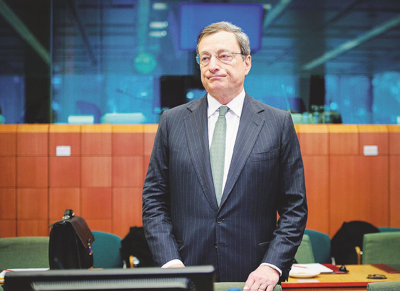 La cura Trump fa scendere il dollaro e infuriare Draghi