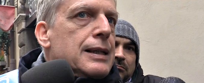 Copertina di Caos liste Pd, Cuperlo: “C’è volontà di un accordo, ma la riduzione dei parlamentari sia divisa equamente”