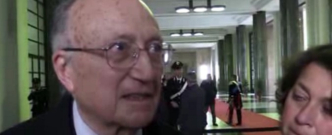 Copertina di Giornata della Memoria, Borrelli: “Troppi luoghi comuni, purtroppo tutto è destinato a passare”