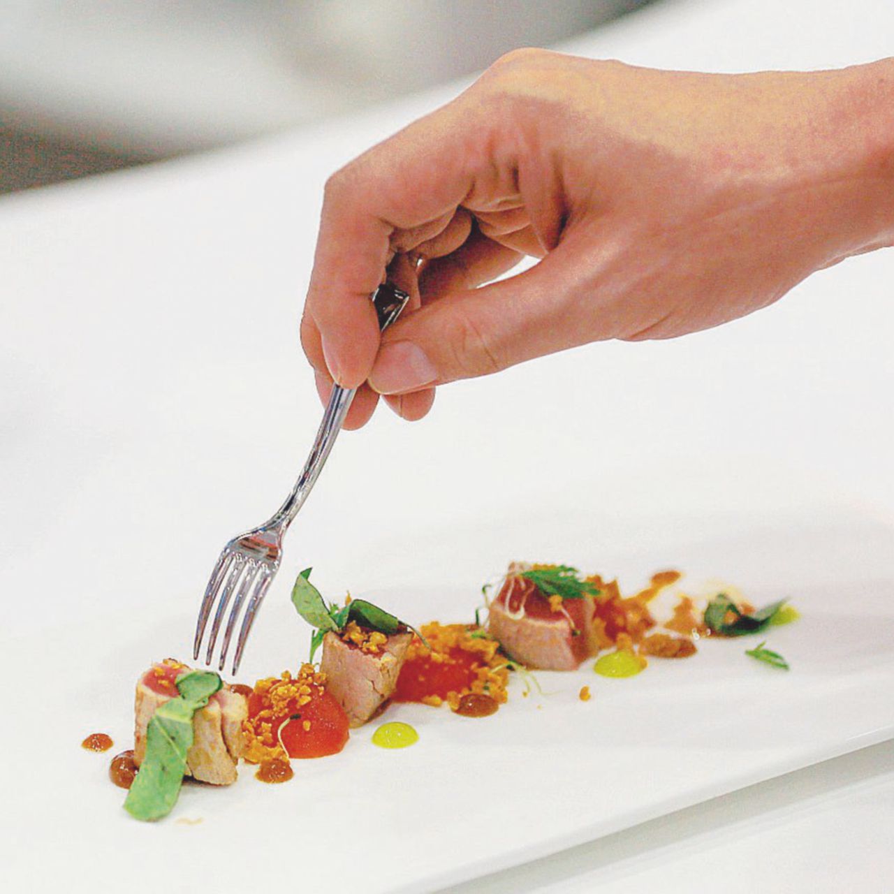 Copertina di Il gourmet in treno è sincero come una traduzione di Gadda