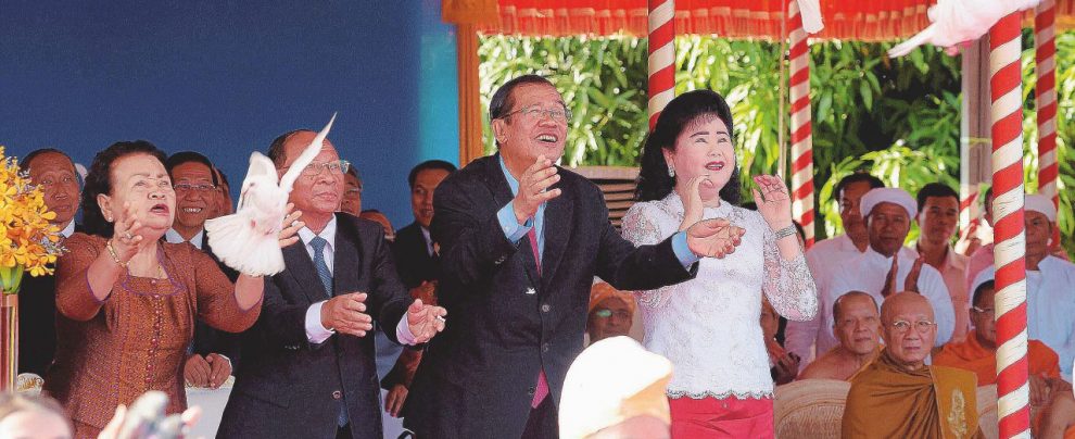 La Cambogia sono io Hun Sen l’eterno leader La Cambogia sono io Hun Sen l’eterno leader