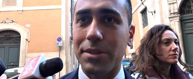 Copertina di Elezioni, Di Maio: “Candidato ex-tesserato Pd? Chi si è invaghito per un momento di altri partiti non è un appestato”