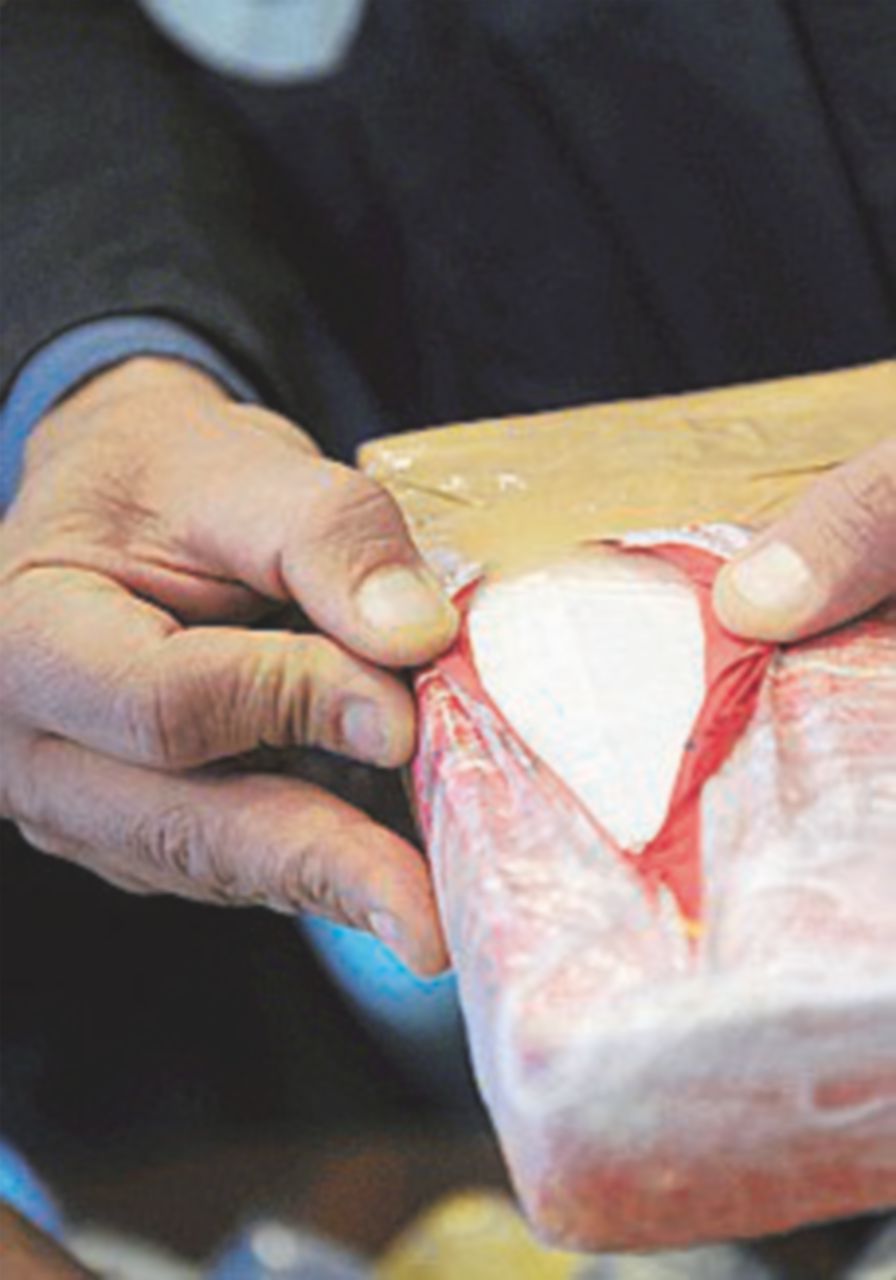 Atterra in Inghilterra con jet privato e 500 kg di cocaina