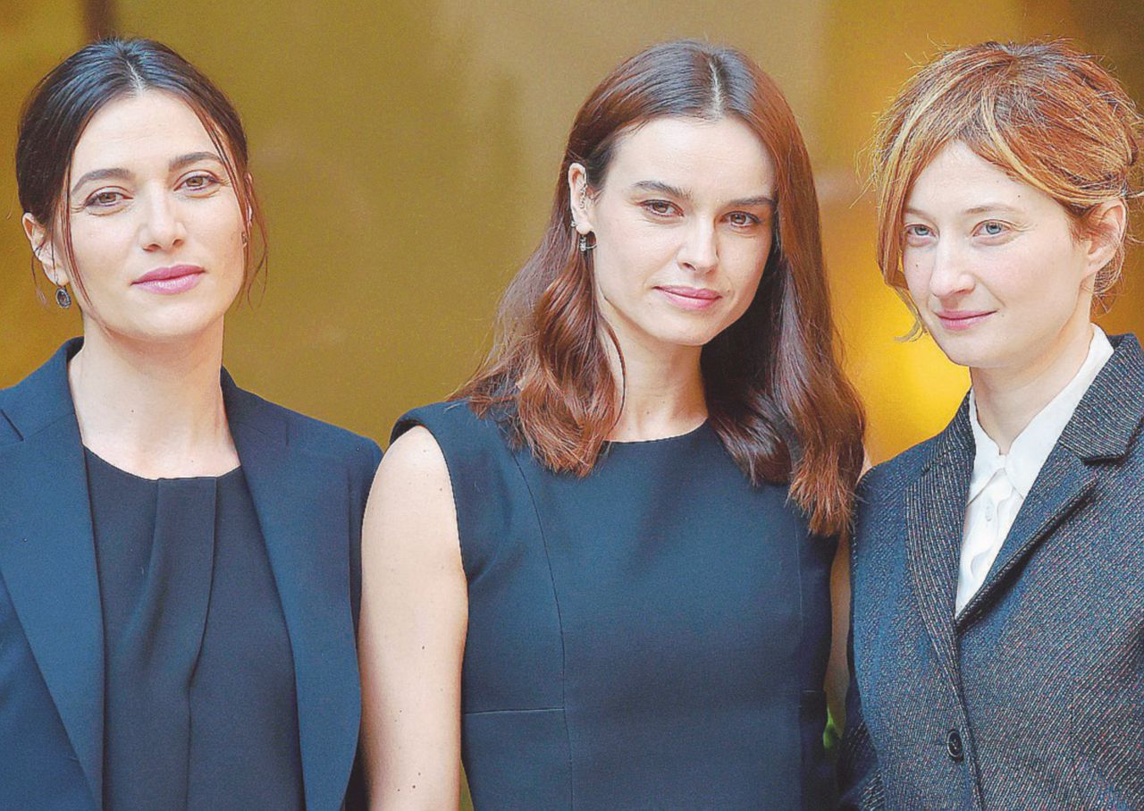 Copertina di “È il tempo in cui abbiamo smesso di avere paura”