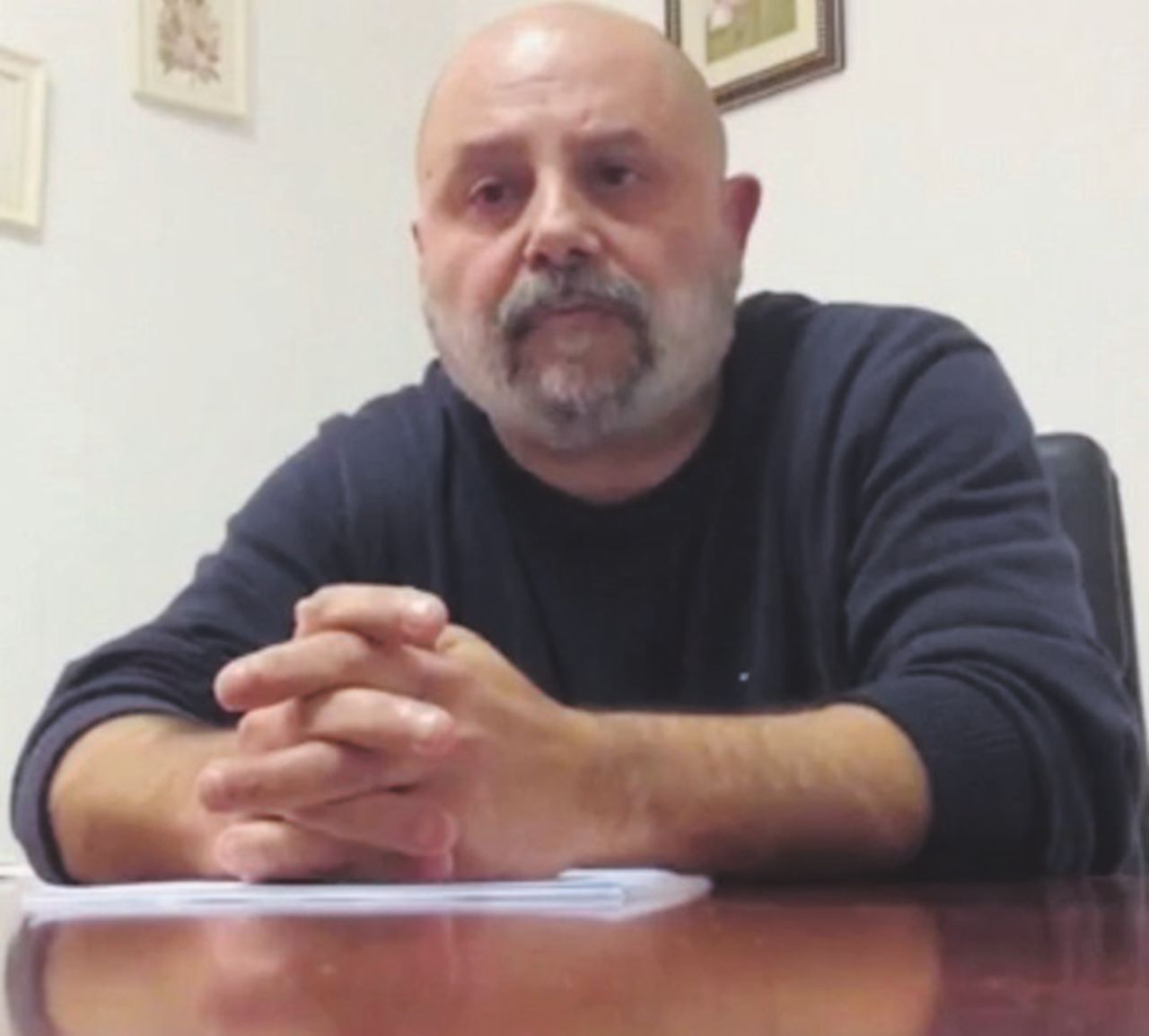 M5S, Dessì si difende: “Regolare il mio affitto da 7 euro”. Ma Di Maio ormai lo vuole fuori