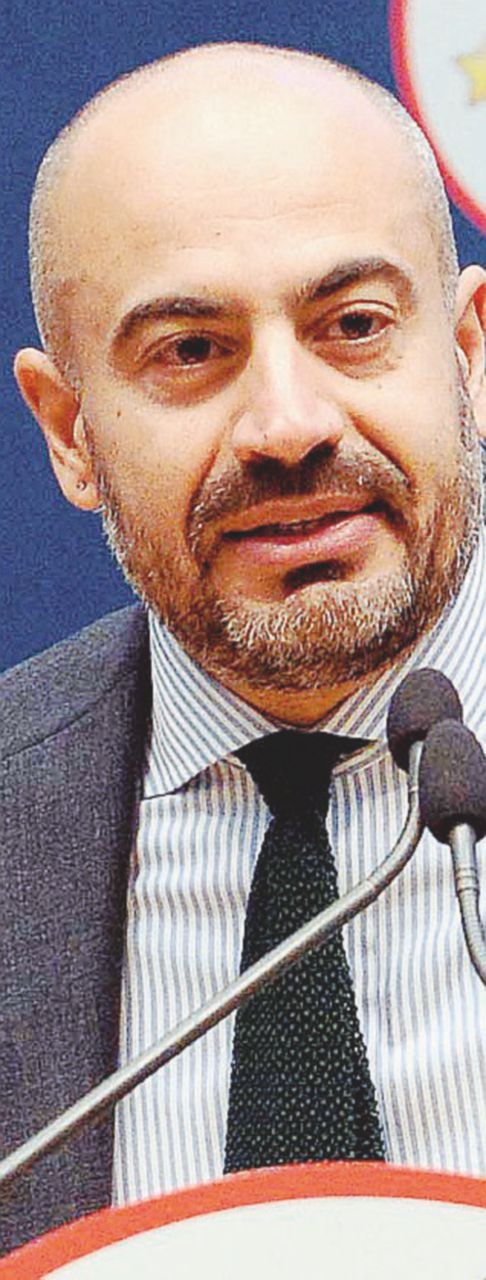 Elezioni 2018, il partito (trasversale) dei giornalisti candidati. Non solo Cerno e Paragone: ecco la mappa