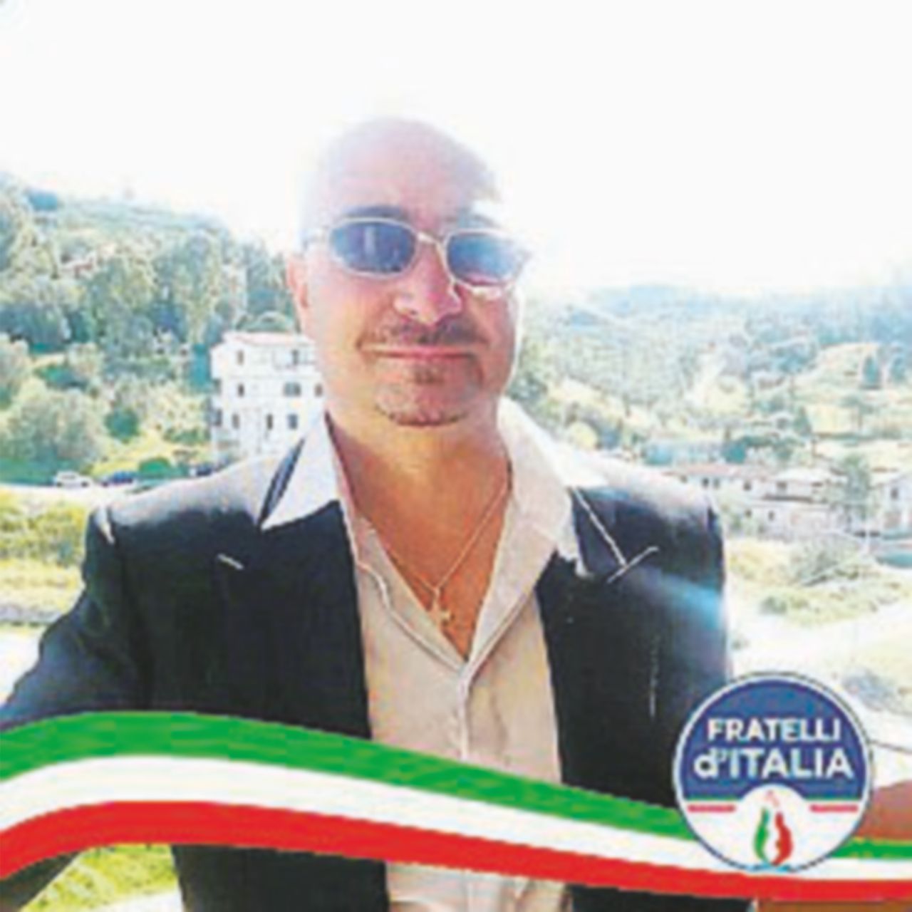La Boldrini decapitata e il gruppo Fb pro attentatore