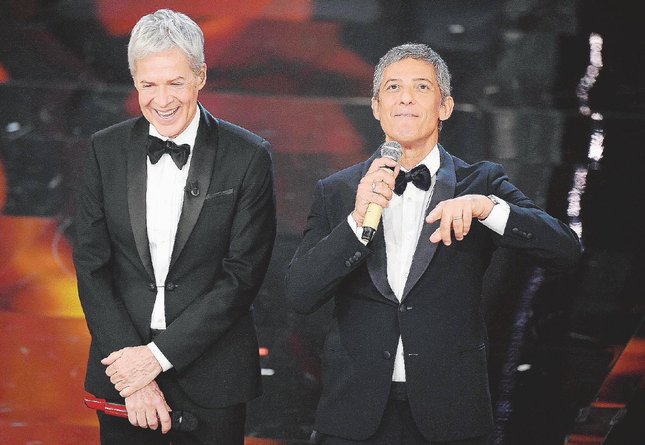 Copertina di Fiorello re a Sanremo. Salva il Festival (e Baglioni)