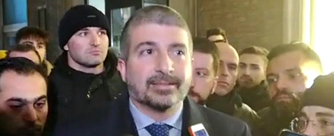 Copertina di Macerata, sit-in di Casapound: “Quello che scatena la furia omicida è la situazione dei migranti, non i toni della politica”
