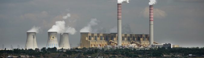 Germania, l’ultima Merkel si scopre ambientalista (anche per motivi politici): entro il 2038 stop alle centrali a carbone