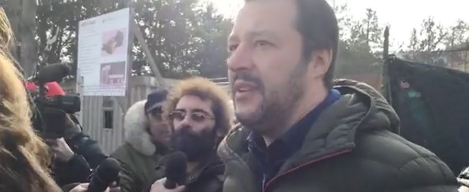 Copertina di Elezioni, Salvini: “Islam incompatibile con la Costituzione. Chiudiamo le moschee illegali”