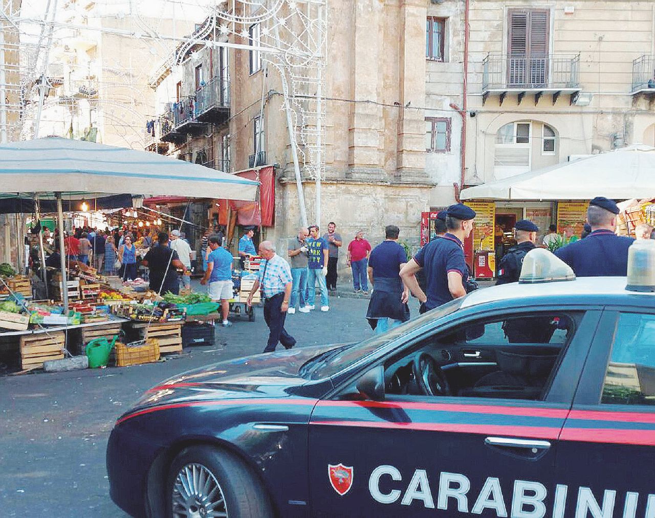 Copertina di Capo dei capi: la mafia decide. In corsa Fidanzati e Vernengo