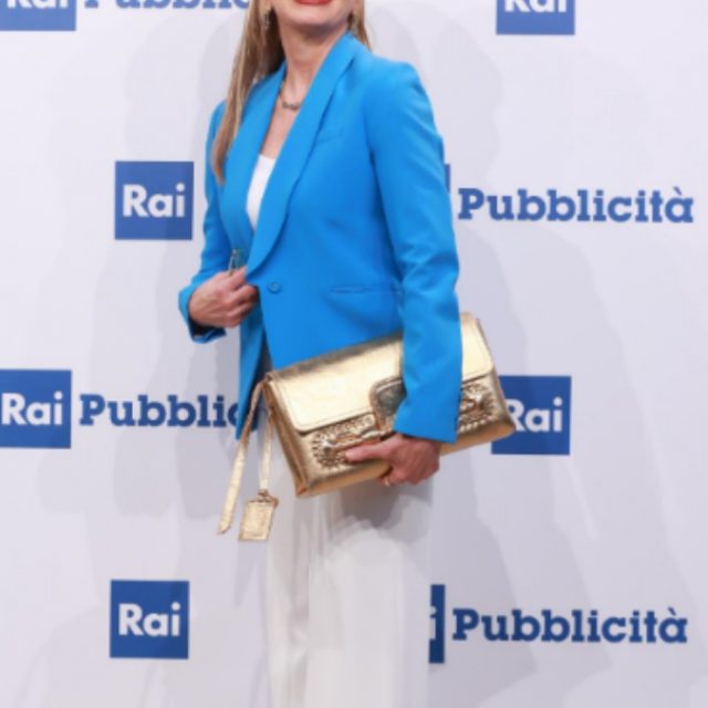 Sanremo 2018, perché “mamma Rai” finisce sempre per snobbare Milly Carlucci?