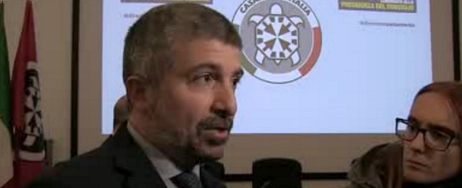 Copertina di Piacenza, Di Stefano (CasaPound): “In piazza l’Italia peggiore. Minniti intervenga per il carabiniere picchiato”