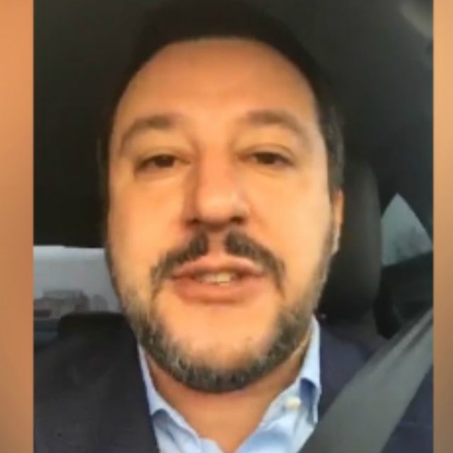 Sanremo 2018, Salvini: “Un sacco di canzoni sugli immigrati. Magari il prossimo anno si ricorderanno dei terremotati”