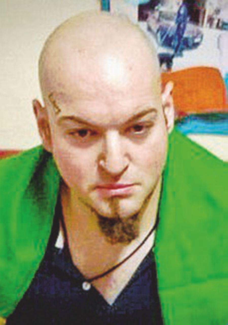 Le chiamate al 112: “C’è uno che spara, un ragazzo è a terra”