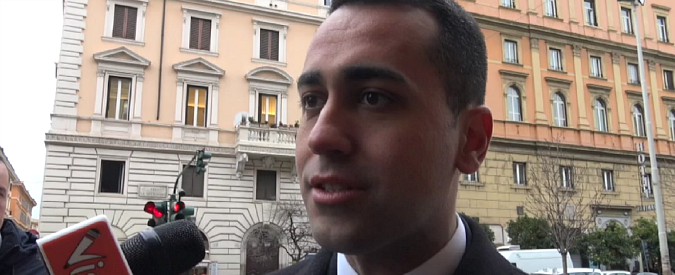 Copertina di Rimborsi M5s, Di Maio: “Sbagliato a fidarmi dell’essere umano”. Gelo su Borrelli: “Non mi ha risposto”