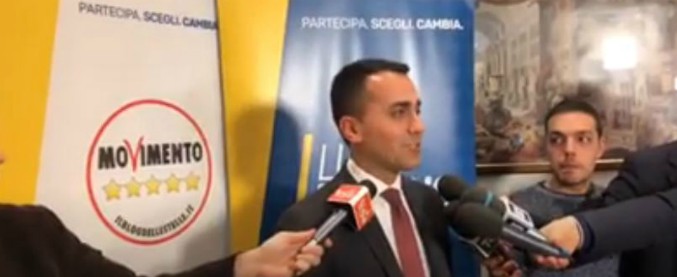 M5S, Luigi Di Maio: “Ho chiesto ai leader di tutte le forze politiche di firmare per dimezzare stipendi degli eletti”