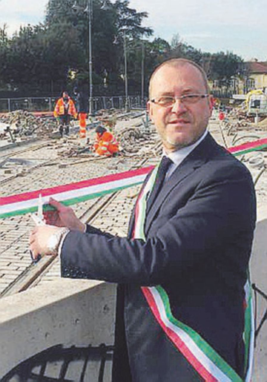 La Lega sbeffeggia il sindaco e inaugura la tramvia che non c’è La Lega sbeffeggia il sindaco e inaugura la tramvia che non c’è