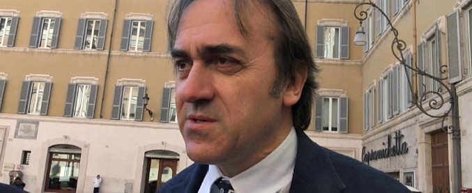 Copertina di Elezioni, per i Verdi la Flat tax è un grande regalo ai politici: “Ecco quanto ci guadagnano Berlusconi e Salvini”