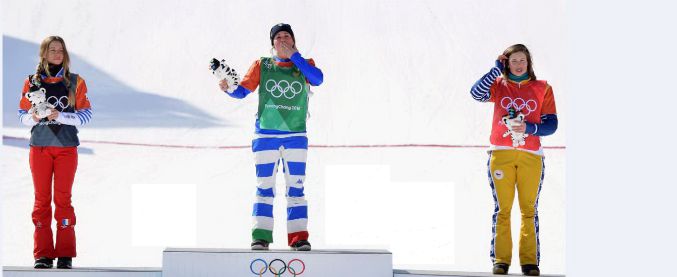 Olimpiadi invernali 2018, Michela Moioli medaglia d’oro snowboard cross. Delusione per il SuperG maschile