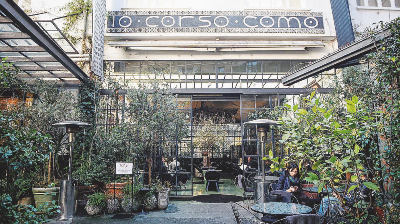 La galleria - Il locale in Corso Como 10 a Milano, gestito dalla società Dieci srl - LaPresse Corso Como 10, il simbolo della moda a rischio sfratto