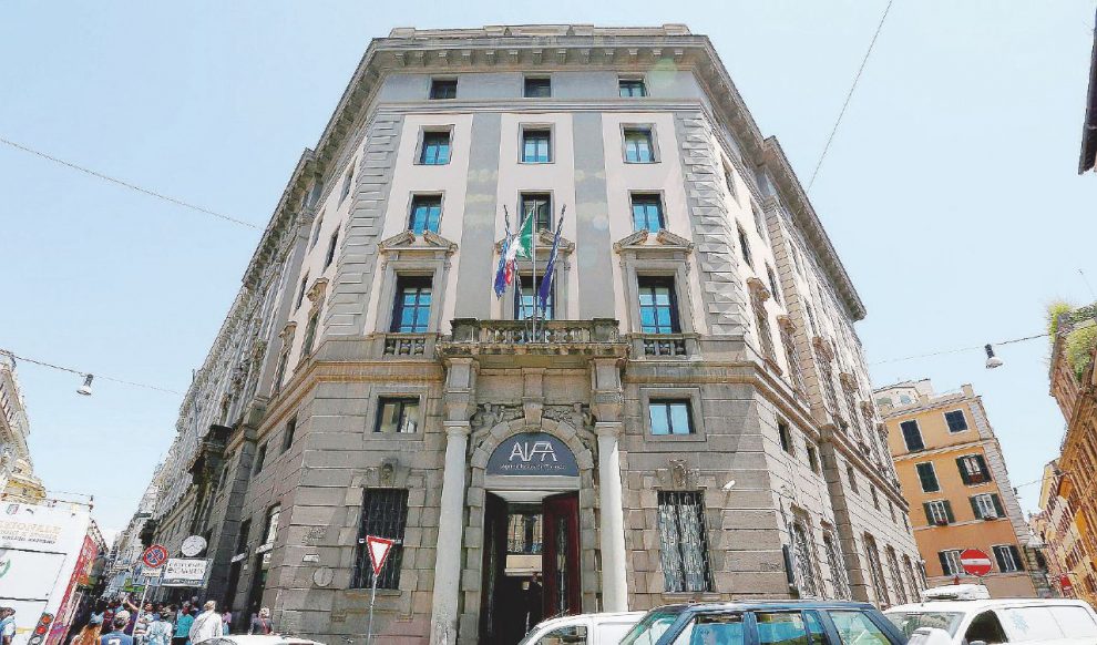 Via del Tritone  –  La sede  dell’Agenzia  del farmaco a Roma 