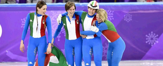 Olimpiadi invernali, le staffette italiane fanno il pieno: argento nello short track donne, bronzo della mista nel biathlon