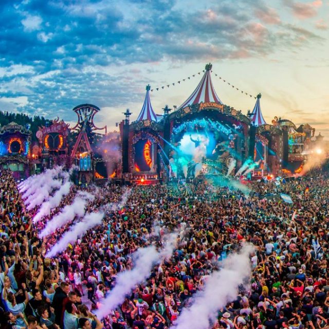Tomorrowland 2018, in Italia per la prima volta. Il festival della musica dance ed elettronica sarà al Parco di Monza