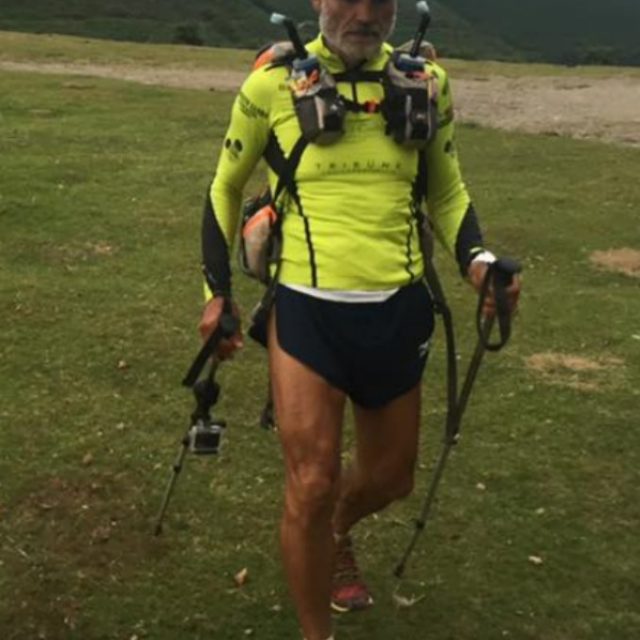 Roberto Zanda, il runner 60enne che rischia l’amputazione di mani e piedi dopo 18 ore a -50°: “Signore, lasciami vivere”