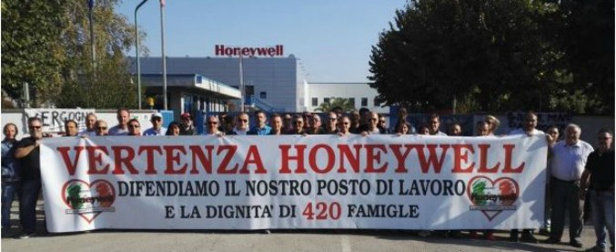 Embraco, da Candy a Honeywell ecco le altre multinazionali che hanno lasciato l’Italia. Dopo aver preso fondi pubblici
